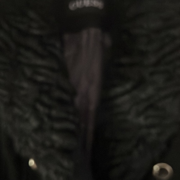 New Ladies Guess Coat. - Picture 4 of 4